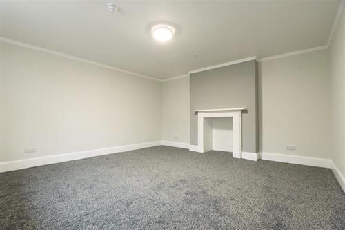 Additional image 4 of Room, Queen Square