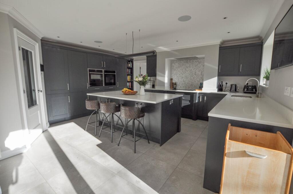 Additional image 5 of Victoria Road, Ferndown, BH22