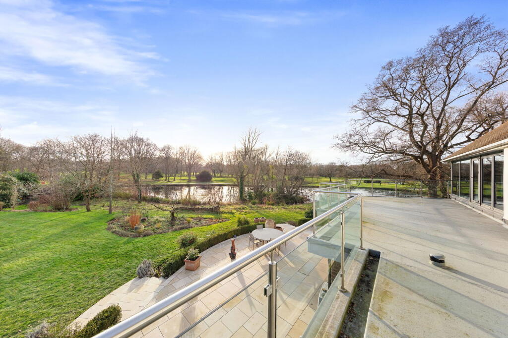 Additional image 27 of Barnfield Wood Close, Beckenham, BR3