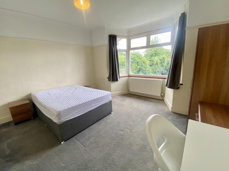 Additional image 5 of Pine Grove - Filton