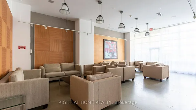 Additional image 26 of 380 Macpherson Ave Unit 314