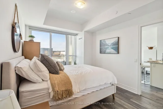 Additional image 19 of 1050 Main St Unit 324