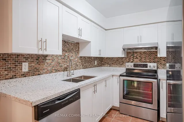 Additional image 8 of 3650 Kingston Rd Unit 701