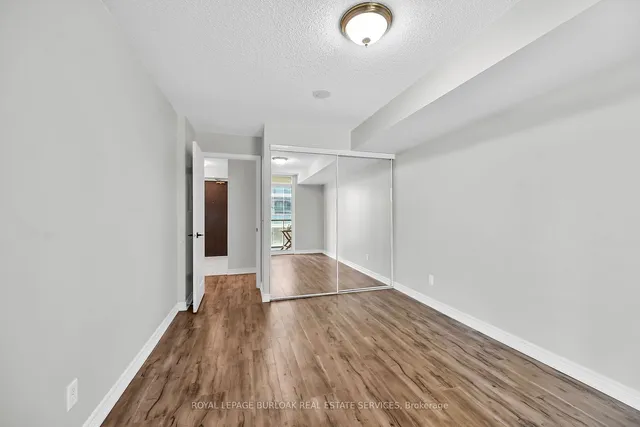 Additional image 23 of 30 Grand Trunk Cres Unit 709