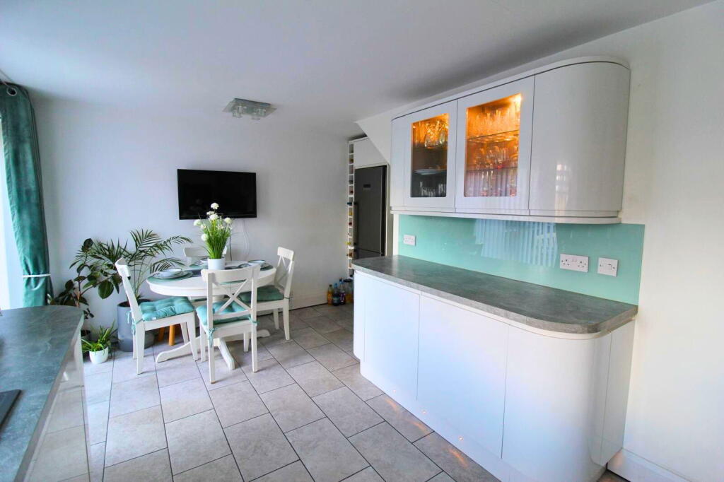 Additional image 8 of Elm Farm Avenue, Birmingham, B37 7AA