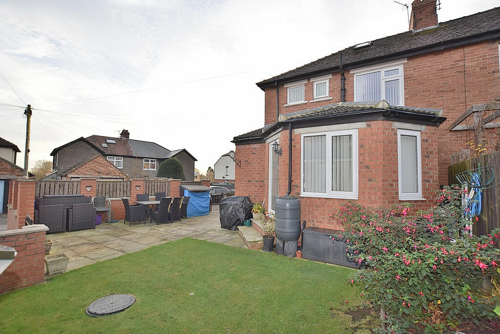 Additional image 21 of Fontenay Road, Richmond