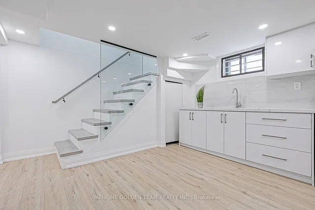 Additional image 38 of 88 Castle Hill Dr