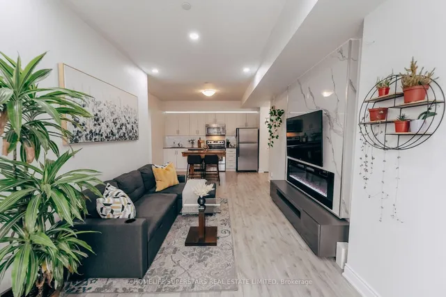 Additional image 2 of 120 Twenty Fourth St Unit 25