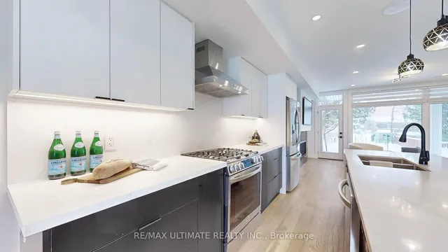 Additional image 16 of 55 King Edward Ave