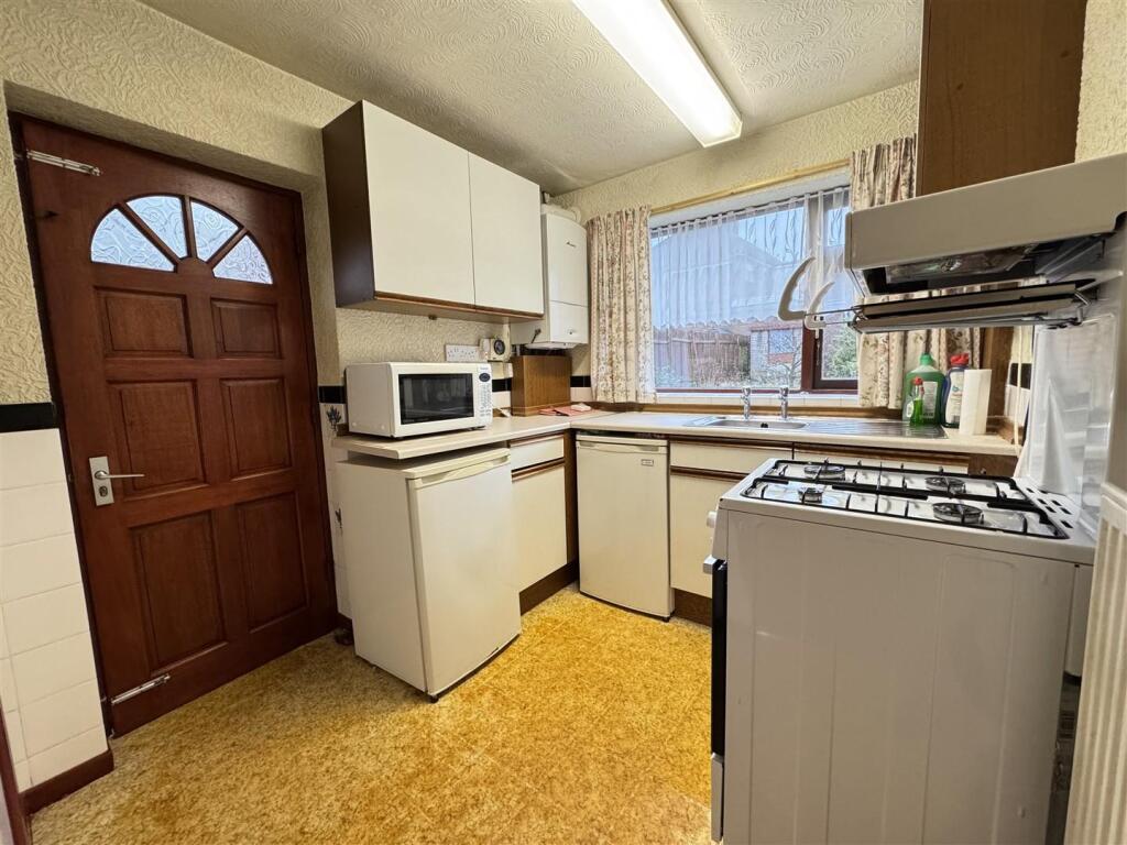 Additional image 36 of Grove Vale Avenue, Great Barr, Birmingham