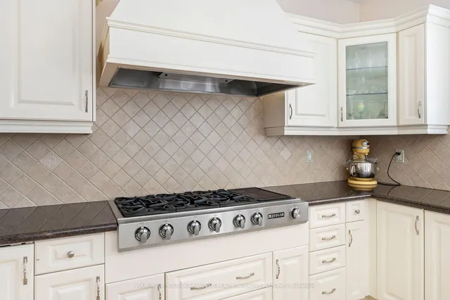 Additional image 17 of 40 Rampart Dr