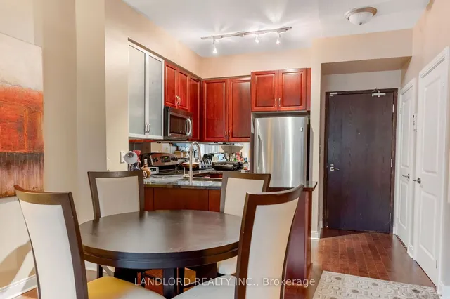 Additional image 8 of 21 Scollard St Unit 209