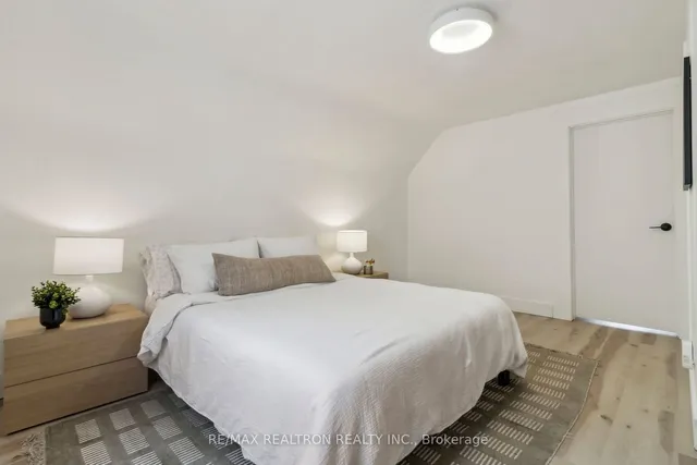 Additional image 21 of 14 Neilson Ave