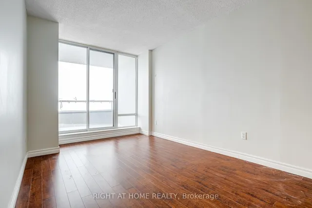 Additional image 19 of 350 Alton Towers Circ Unit 1910