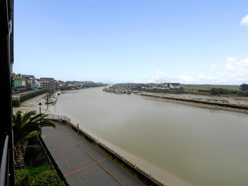Additional image 4 of Wight Court, Surrey Street, Littlehampton