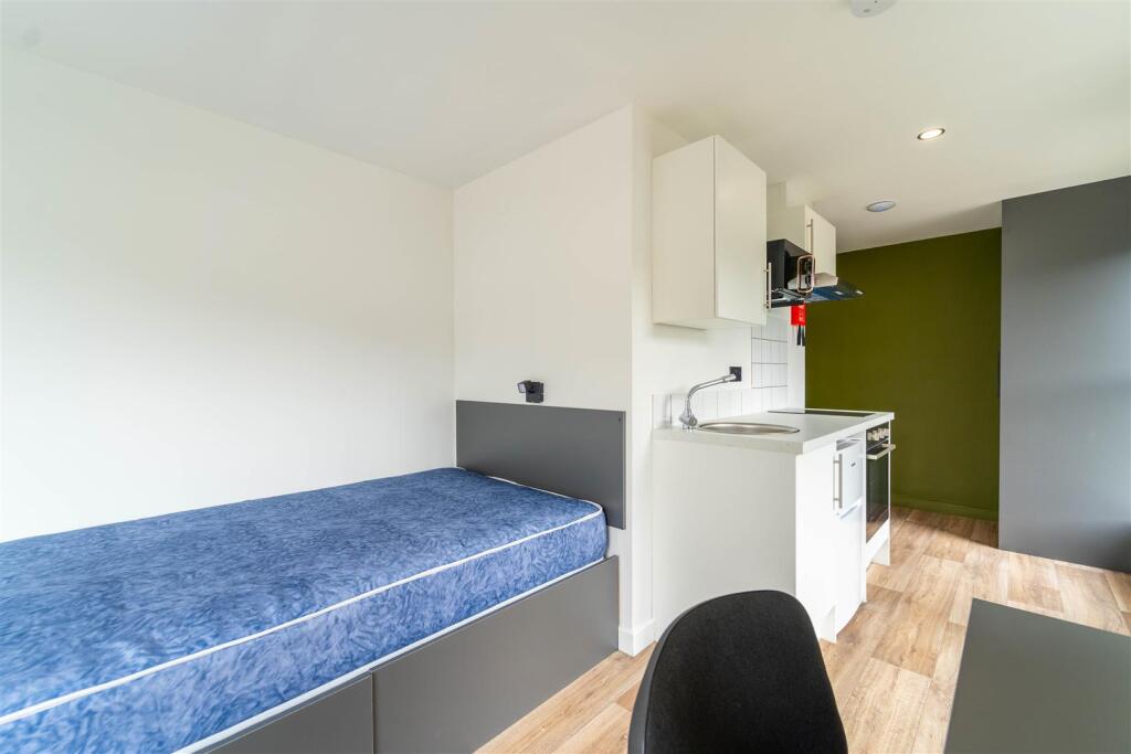 Additional image 4 of Pershore Road, Stirchley, B30