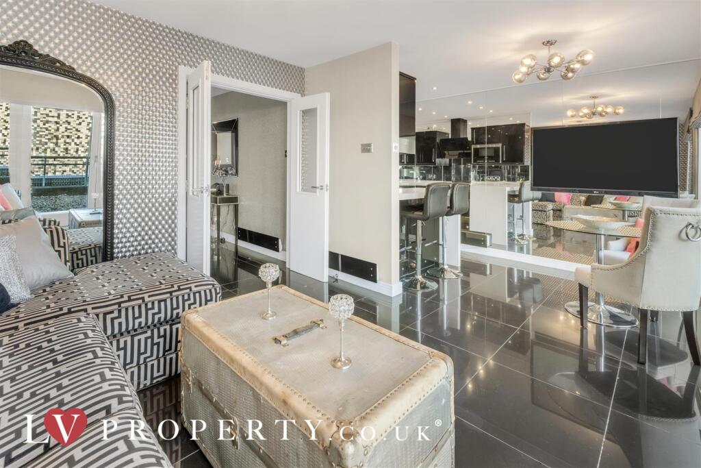 Additional image 22 of Royal Arch Apartments, The Mailbox