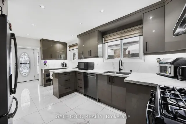 Additional image 14 of 40 Tealham Dr