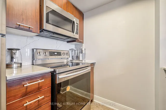 Additional image 13 of 135 Village Green Sq Unit 3422