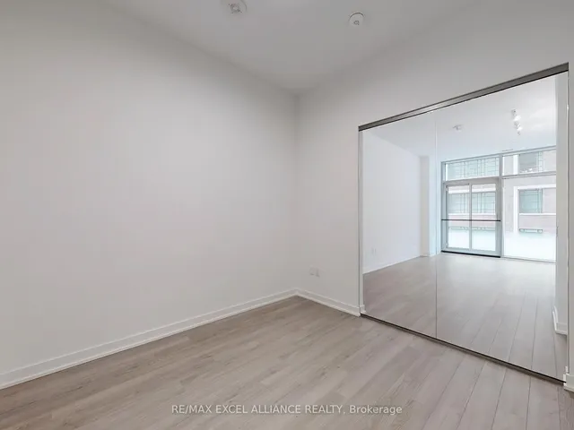 Additional image 13 of 357 King St Unit 204