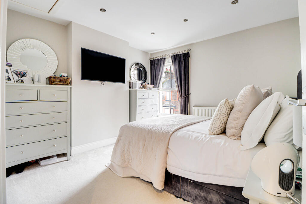 Additional image 4 of Cravells Road, Harpenden, Hertfordshire, AL5