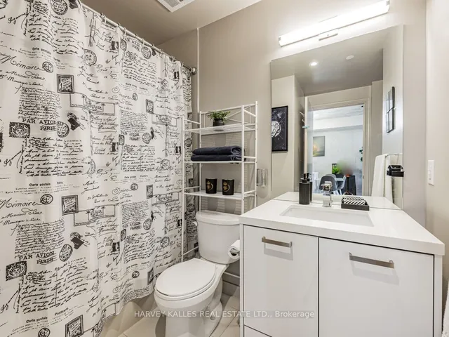 Additional image 24 of 608 Richmond St Unit 816