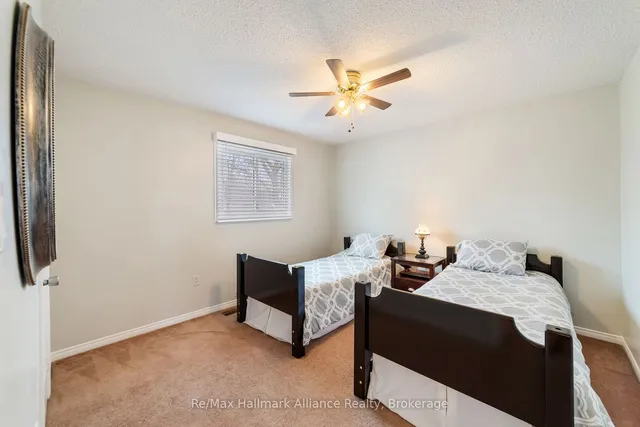 Additional image 20 of 416 Freeman Cres