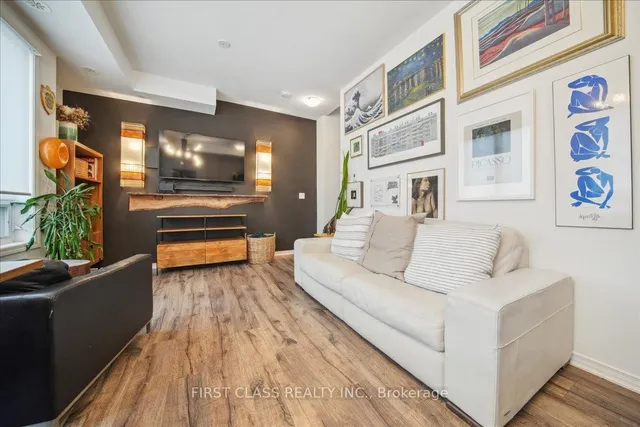 Additional image 6 of 1120 Briar Hill Ave Unit 307