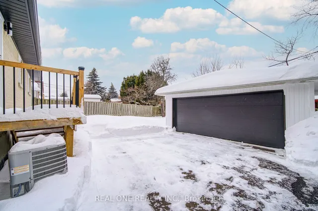 Additional image 38 of 10 Hogan Dr