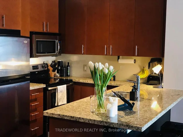 Additional image 6 of 25 OAK St