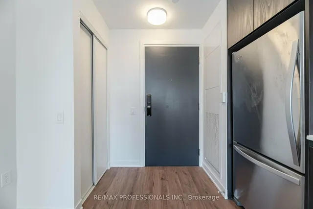 Additional image 6 of 395 Dundas St Unit 603