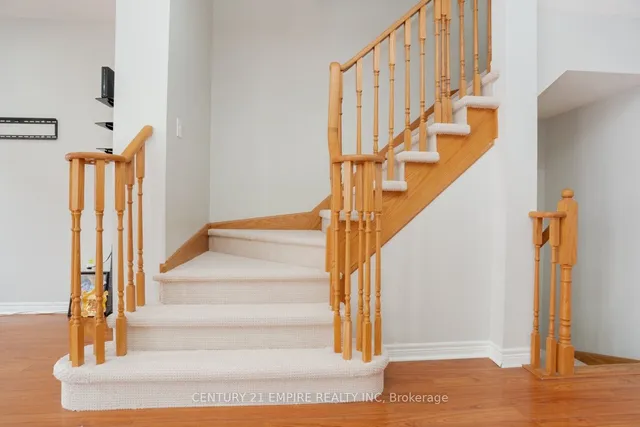 Additional image 21 of 7 Berringer Grve