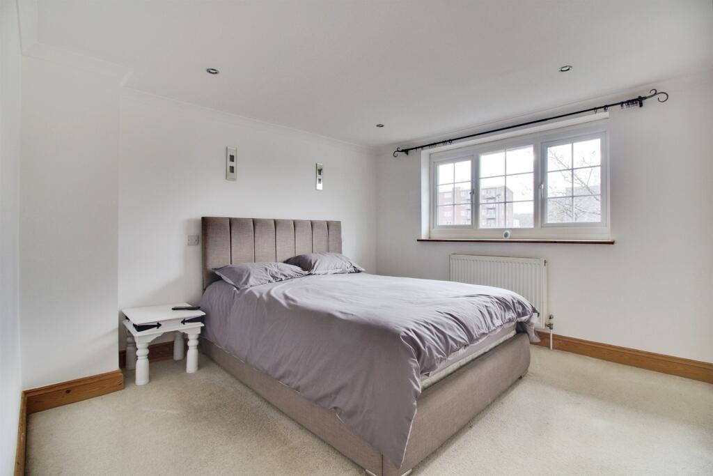 Additional image 8 of Howlands, Welwyn Garden City