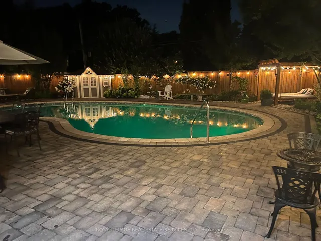 Additional image 35 of 40 Oldham Rd