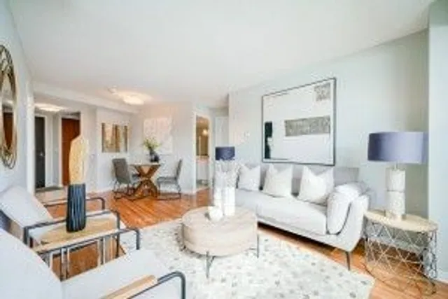 Additional image 7 of 205 The Donway Unit 628