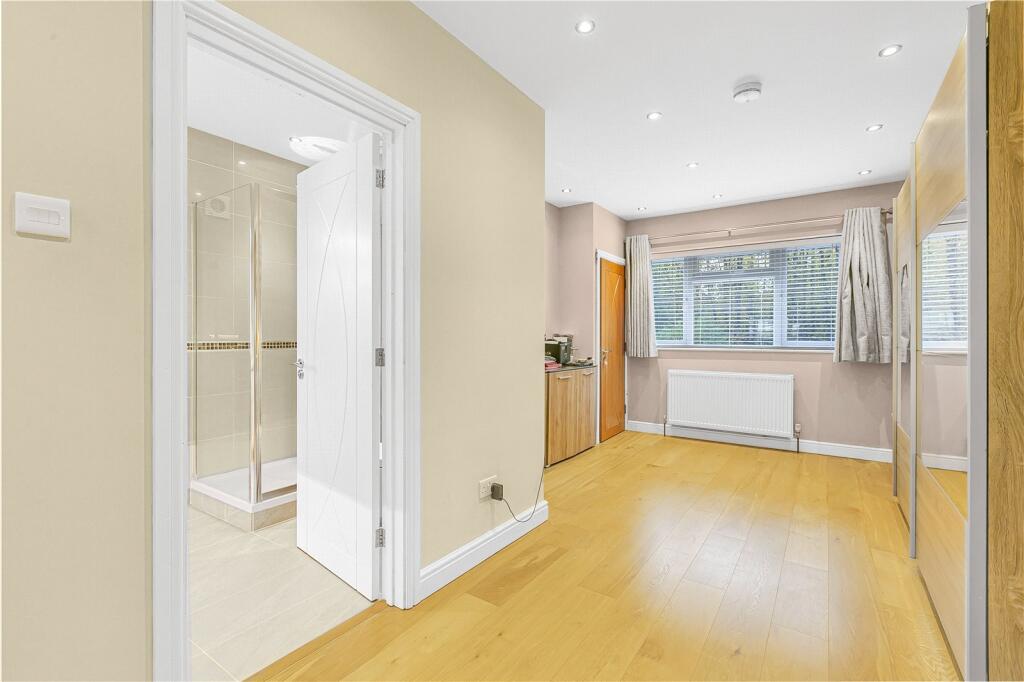 Additional image 16 of Pine Grove, Brookmans Park, Hertfordshire, AL9