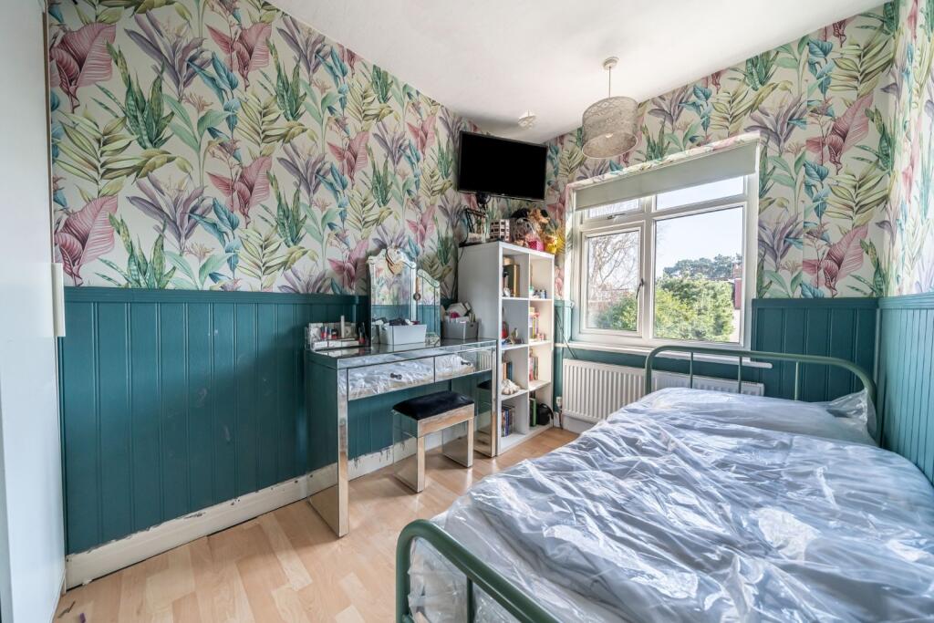 Additional image 14 of Elmstead Avenue, Chislehurst, Kent, BR7