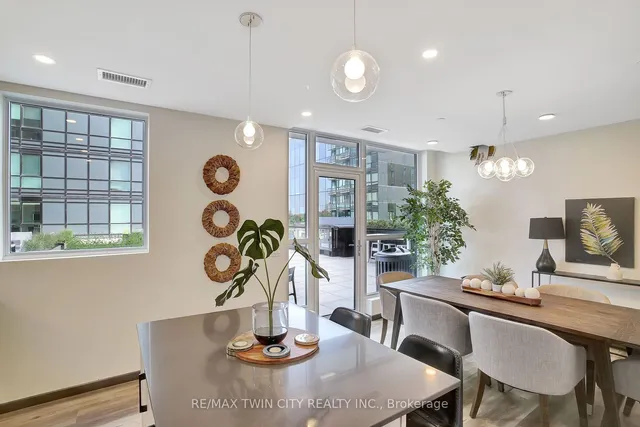 Additional image 35 of 104 Garment St Unit 906