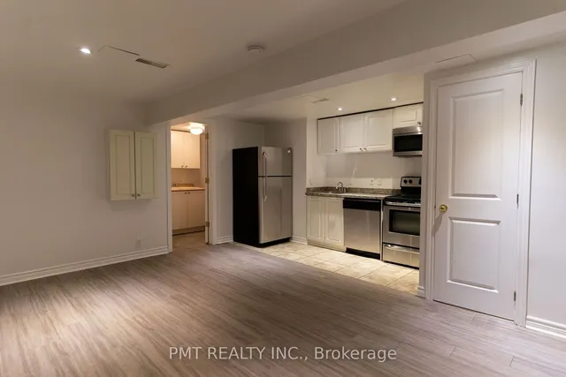 Additional image 32 of 238 Woodfield Rd