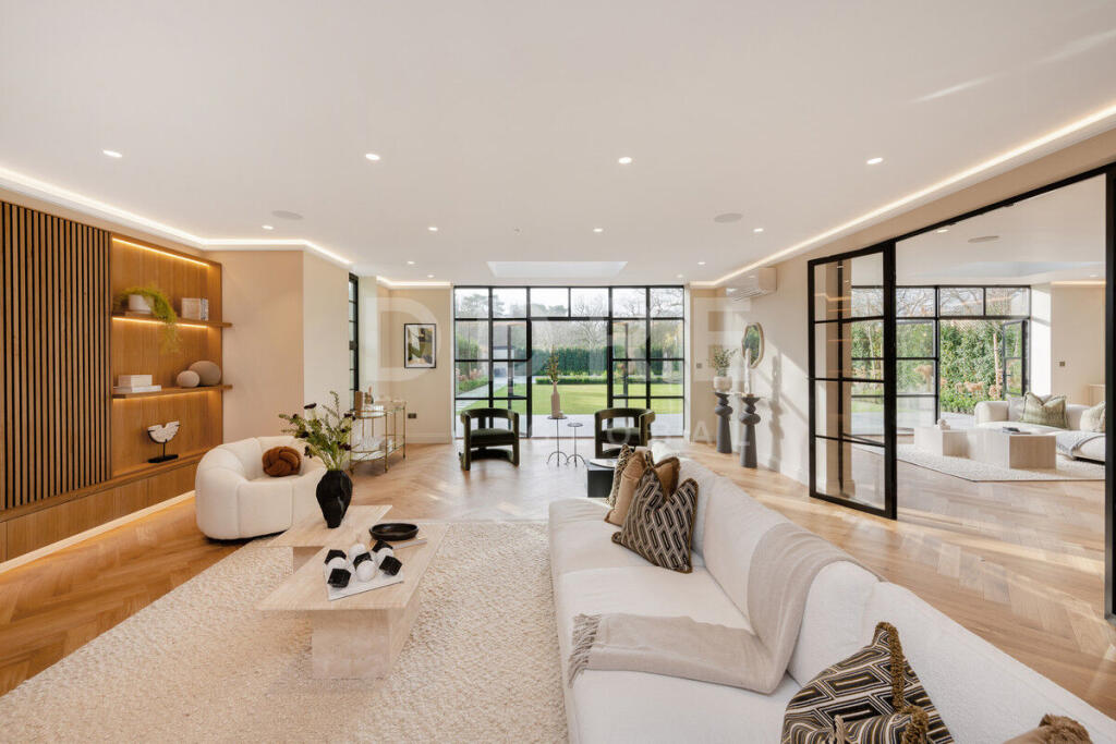 Additional image 5 of Mymms Drive, Brookmans Park, AL9