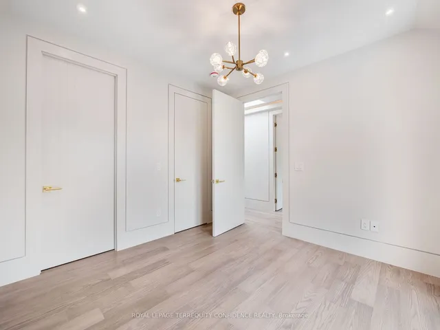 Additional image 35 of 49 Abitibi Ave