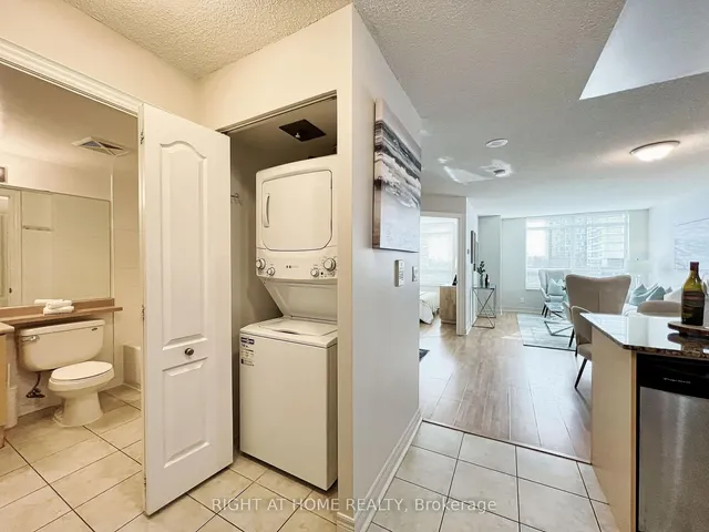 Additional image 27 of 212 Eglinton Ave Unit 502