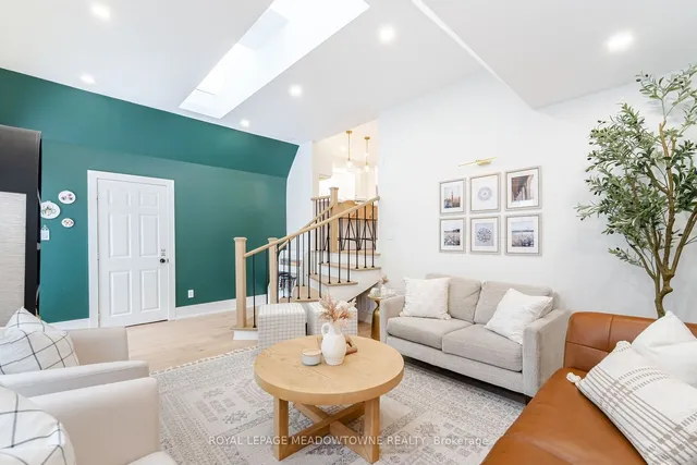 Additional image 21 of 1433 Reynolds Ave