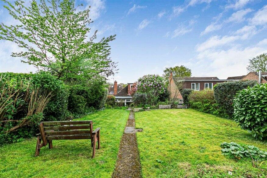 Additional image 14 of Park Rise Close, Harpenden, AL5