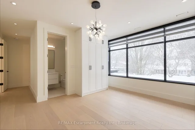 Additional image 30 of 2110 Blyth Cres