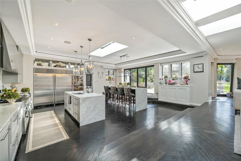 Additional image 11 of Park Avenue, Farnborough Park, Orpington