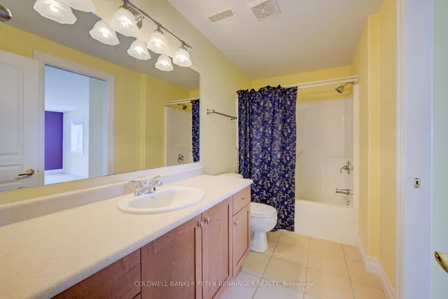 Additional image 40 of 165 Chandos Dr Unit 8