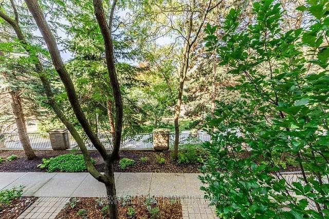 Additional image 34 of 5418 Yonge St Unit TH122