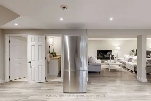 Additional image 29 of 43 Benlight Cres