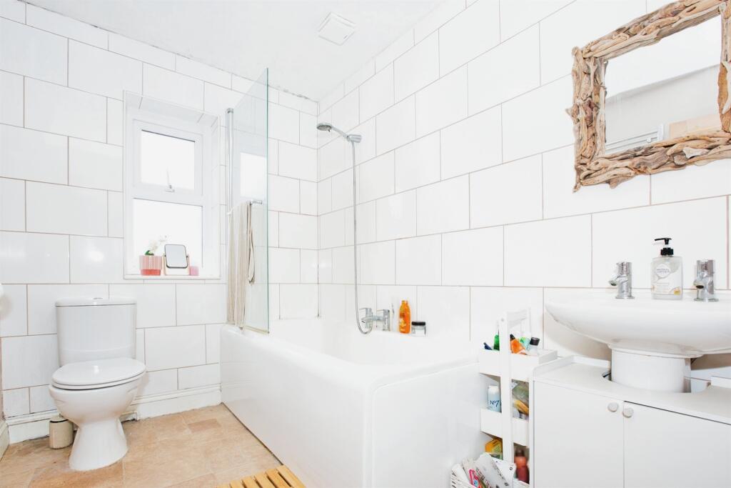 Additional image 9 of Larkhill Road, YEOVIL